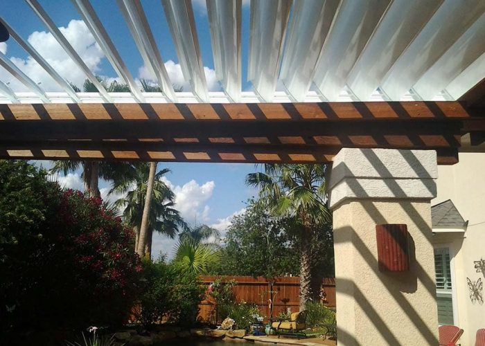 Equinox Louvered Roof​